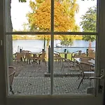 Veerhuys Tante Jet Zajazd 3*