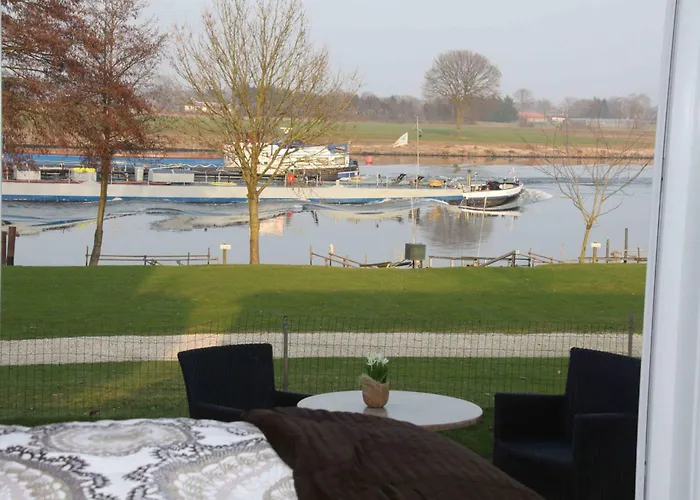 Inn Veerhuys Tante Jet 3*