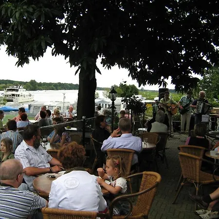 Veerhuys Tante Jet Inn 3*